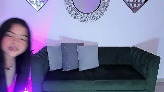 Layla Breezee online show from March 2026 11:50:02 AM