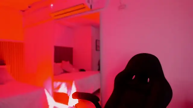 bonnieAn online show from January 2026 11:37:01 AM