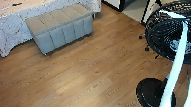 Snapshot of Mara_Torres1 chatting on March 2025 11:35:02 PM Mara Torres1 online show from March 2025 11:35:02 PM