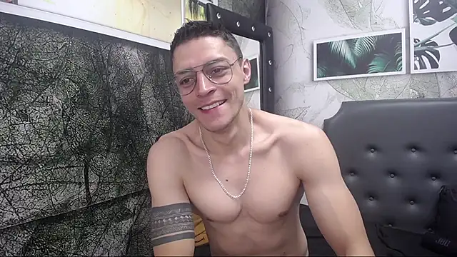 Frank Millers online show from January 2025 03:57:02 PM