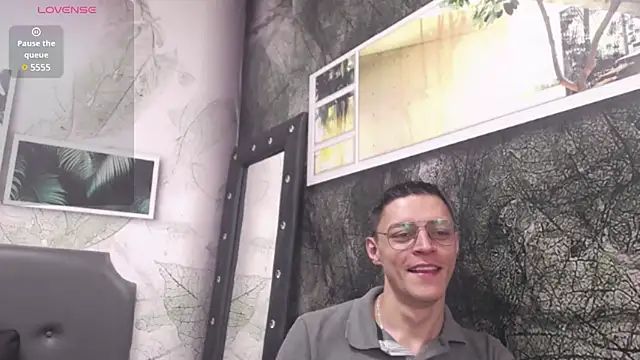 Frank Millers online show from March 2025 07:24:02 PM