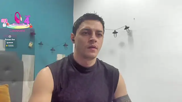 Frank Millers online show from October 2025 05:03:02 PM