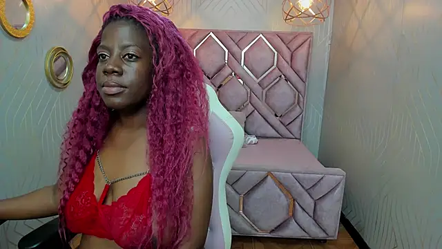 nefertiti ebony online show from February 2025 07:23:01 AM