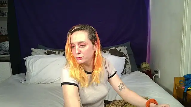 Evelan420 online show from September 2025 06:02:02 PM