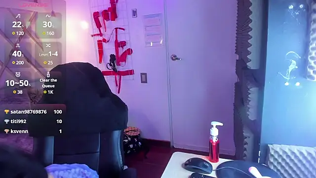 Belinda Braund online show from March 2025 04:40:02 PM