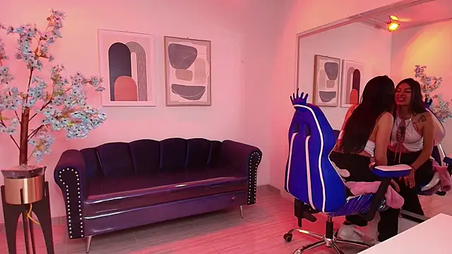 Snapshot of Charlotte_ethan chatting on March 2025 03:51:02 AM Charlotte ethan online show from March 2025 03:51:02 AM