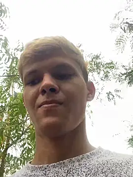 izan 20 online show from March 2025 09:05:02 PM