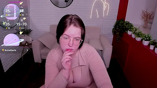 Manic pixie  online show from March 2026 03:47:01 PM