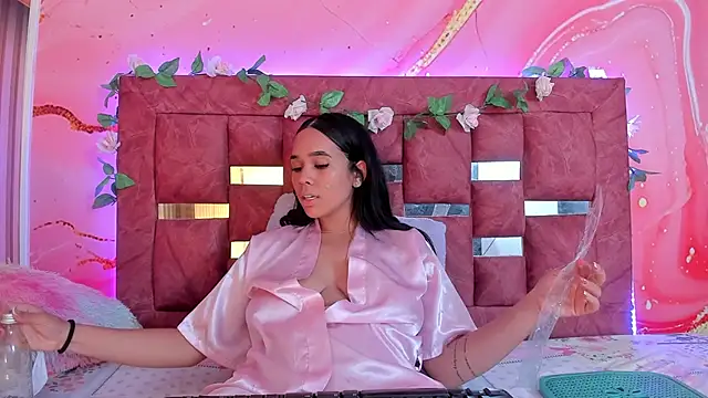 scarlett  evans  online show from March 2025 09:10:02 PM