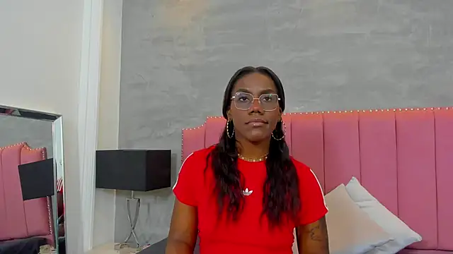 Alaia Colins online show from November 2025 03:07:01 AM