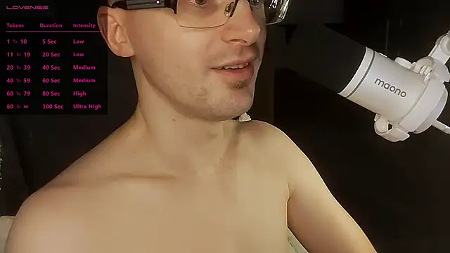 Snapshot of Moonsire1 chatting on February 2026 02:53:01 AM Moonsire1 online show from February 2026 02:53:01 AM