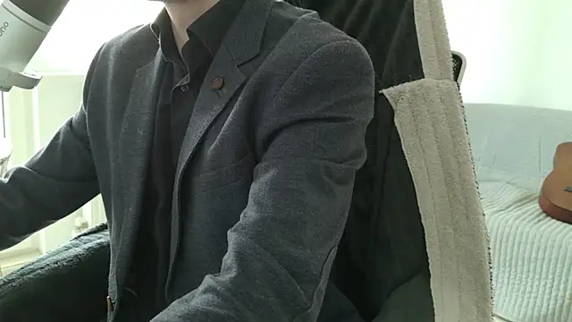 Snapshot of Moonsire1 chatting on April 2026 09:46:02 AM Moonsire1 online show from April 2026 09:46:02 AM