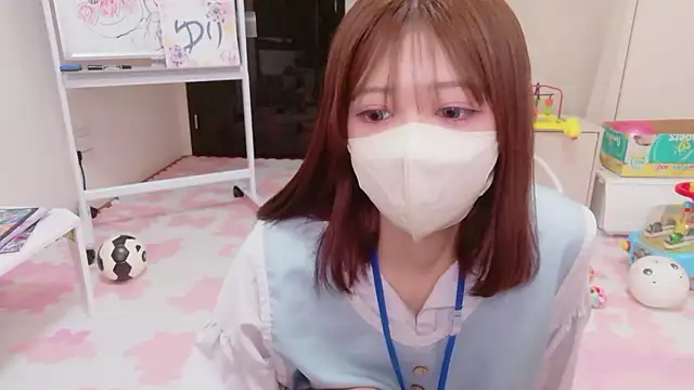 Snapshot of NA-KAREN-V8 chatting on June 2026 07:40:02 AM NA-KAREN-V8 online show from June 2026 07:40:02 AM