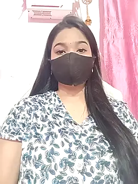 Simran-001 online show from December 2025 11:26:02 AM