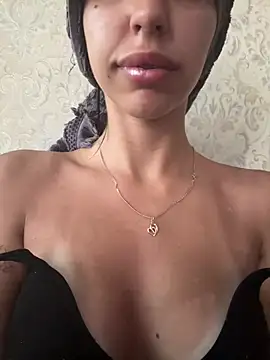 SandraTucker online show from July 2026 05:06:01 AM