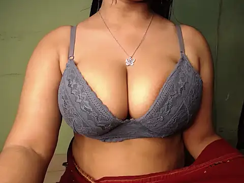 Saanviraa online show from February 2025 05:40:02 AM