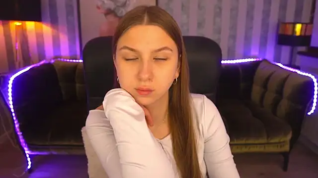 AureliaBliss  online show from February 2025 10:22:02 PM