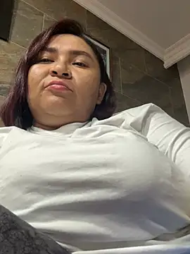 KarlaWild online show from February 2025 05:40:02 AM