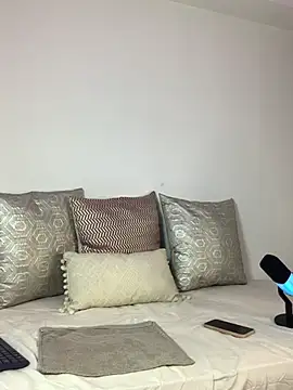 genesissara online show from February 2025 04:48:02 PM