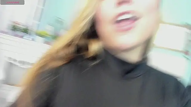 Snapshot of alaia_greyy chatting on March 2025 04:51:02 PM alaia greyy online show from March 2025 04:51:02 PM