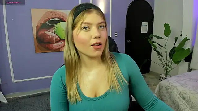 Snapshot of alaia_greyy chatting on November 2025 12:38:02 PM alaia greyy online show from November 2025 12:38:02 PM