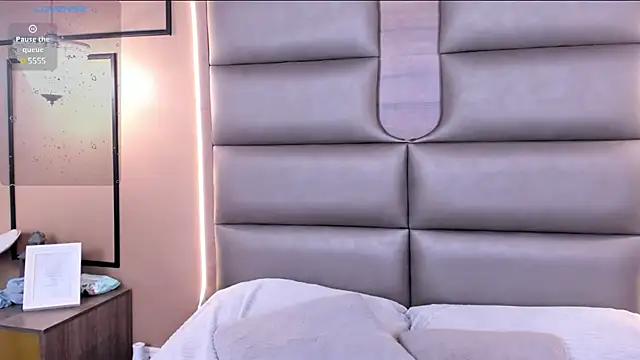 CAYLINCOLLINS online show from March 2025 07:16:02 AM