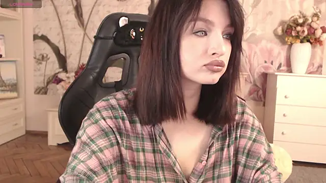 BritneyBarker online show from September 2025 03:41:02 AM