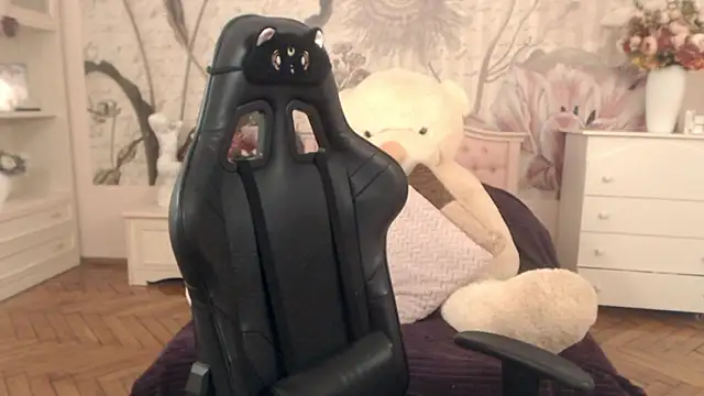 BritneyBarker online show from March 2026 06:19:02 AM