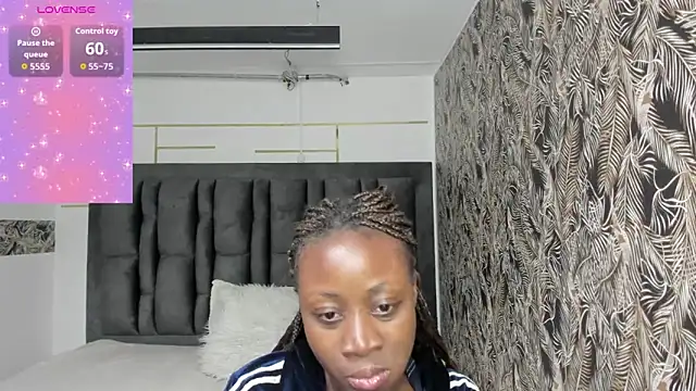 Sara Naugty online show from September 2025 07:26:02 PM