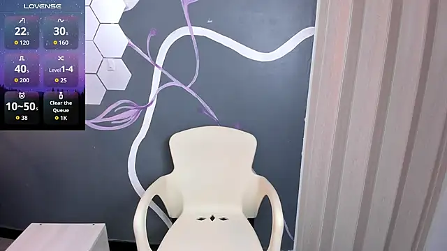 Sara Naugty online show from October 2025 06:32:01 PM