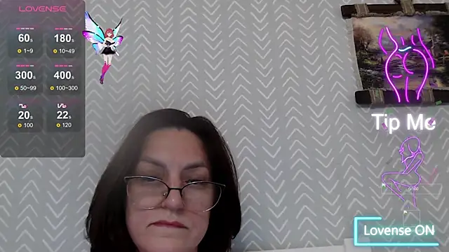 Soffya Soy online show from November 2025 04:40:01 PM