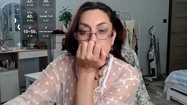 Soffya Soy online show from November 2025 11:42:02 PM