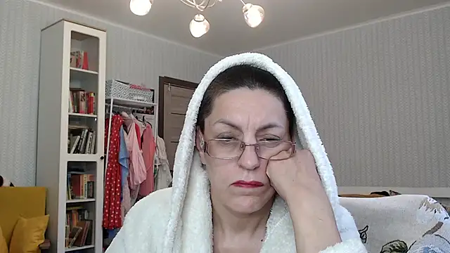 Snapshot of Soffya_Soy chatting on May 2026 06:32:02 AM Soffya Soy online show from May 2026 06:32:02 AM
