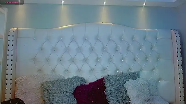 CamiiGarcia online show from September 2025 07:13:02 PM