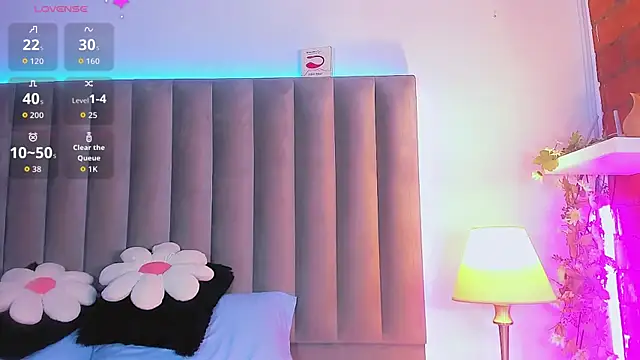 CamiiGarcia online show from October 2025 09:33:01 PM