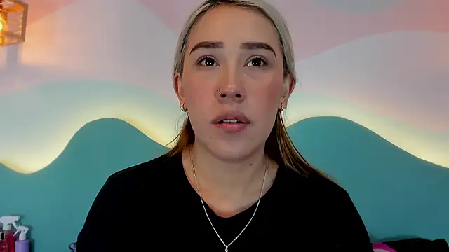 Lannajansen online show from February 2026 01:39:01 PM