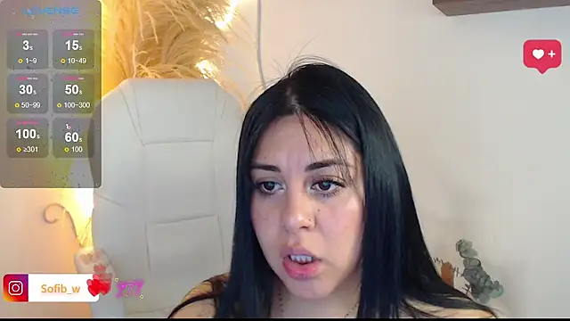 Snapshot of Sofi_BBW chatting on May 2026 12:47:02 PM Sofi BBW online show from May 2026 12:47:02 PM