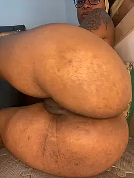 Charlotte bronxxx online show from October 2025 06:32:02 PM