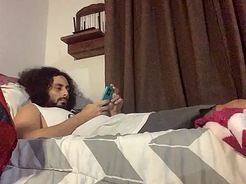 Nooneisthis online show from December 2025 07:25:02 AM