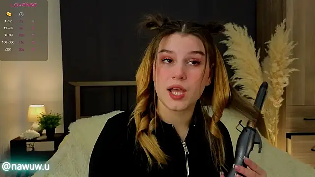 nawuwu online show from February 2025 09:33:01 AM