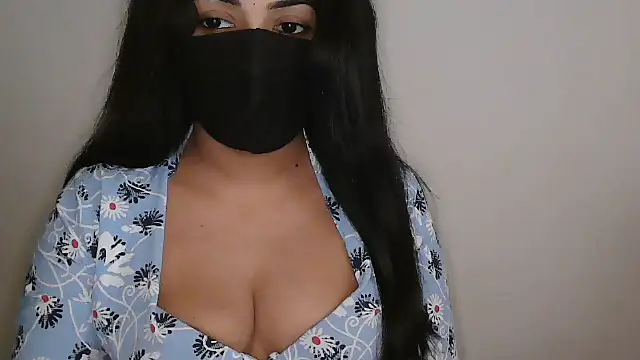 Snapshot of Reddy_Trisha chatting on February 2026 07:18:01 AM Reddy Trisha online show from February 2026 07:18:01 AM