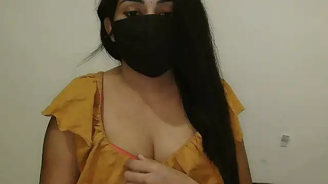 Snapshot of Reddy_Trisha chatting on February 2026 03:34:02 PM Reddy Trisha online show from February 2026 03:34:02 PM