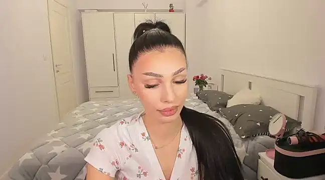 HelenShawn online show from March 2025 09:37:01 PM