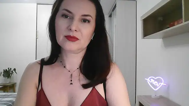 Victoria Glam online show from February 2025 07:02:01 PM