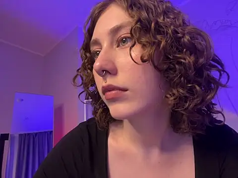 Molli Luv online show from February 2025 11:33:01 AM