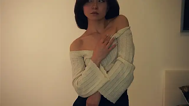 VeronaCritchlow online show from February 2025 10:46:01 AM