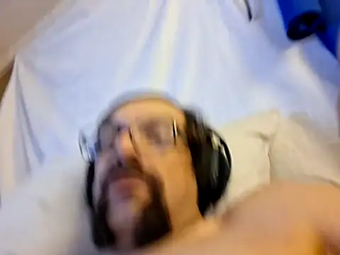 Johndis805 online show from November 2025 08:19:02 PM