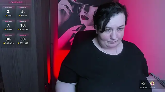 QueenOfHaze online show from June 2026 09:03:02 PM