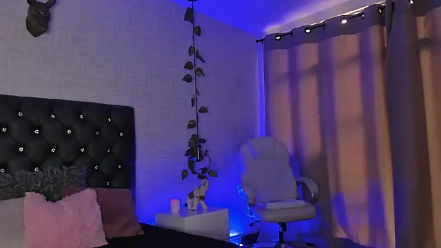 Hannah Jonhson online show from January 2025 04:13:02 PM