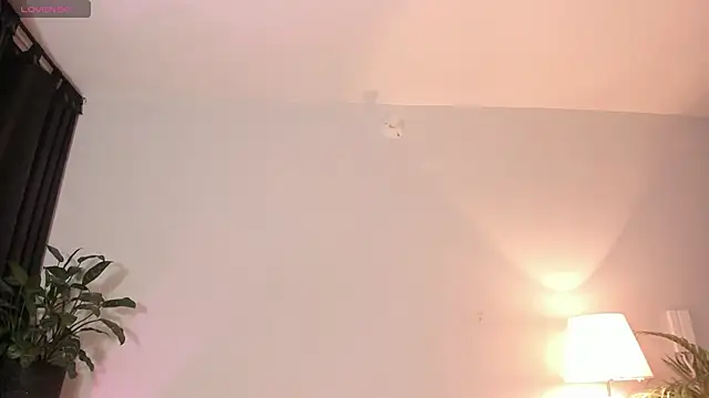 Hannah Jonhson online show from March 2026 12:50:01 AM